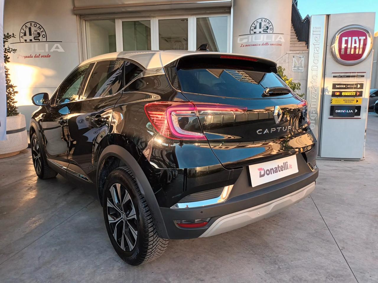 Renault Captur 1.0 Techno TCe 90 CV