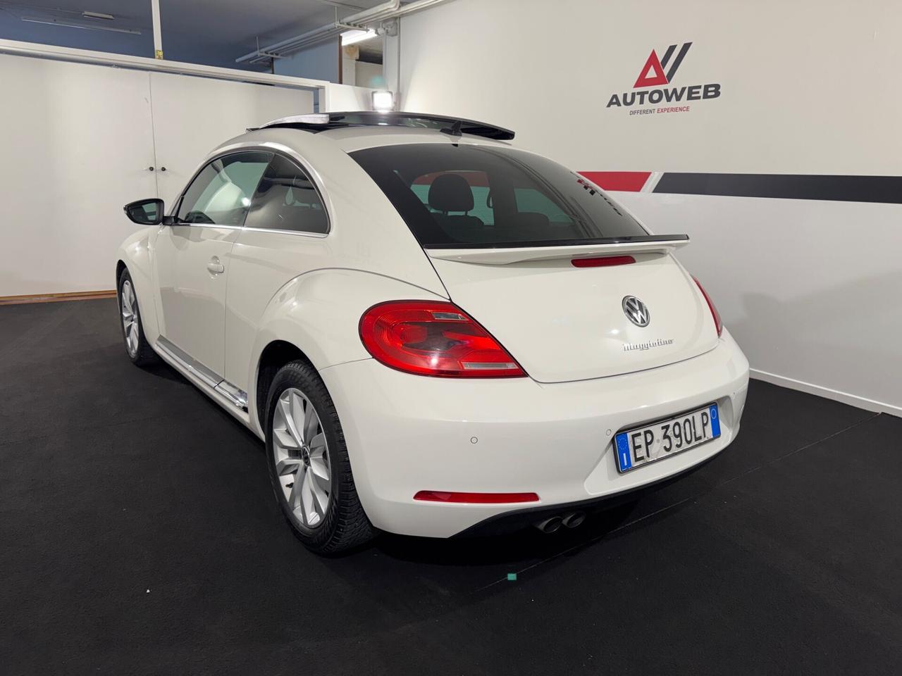 Volkswagen Maggiolino 2.0 TDI DSG Sport