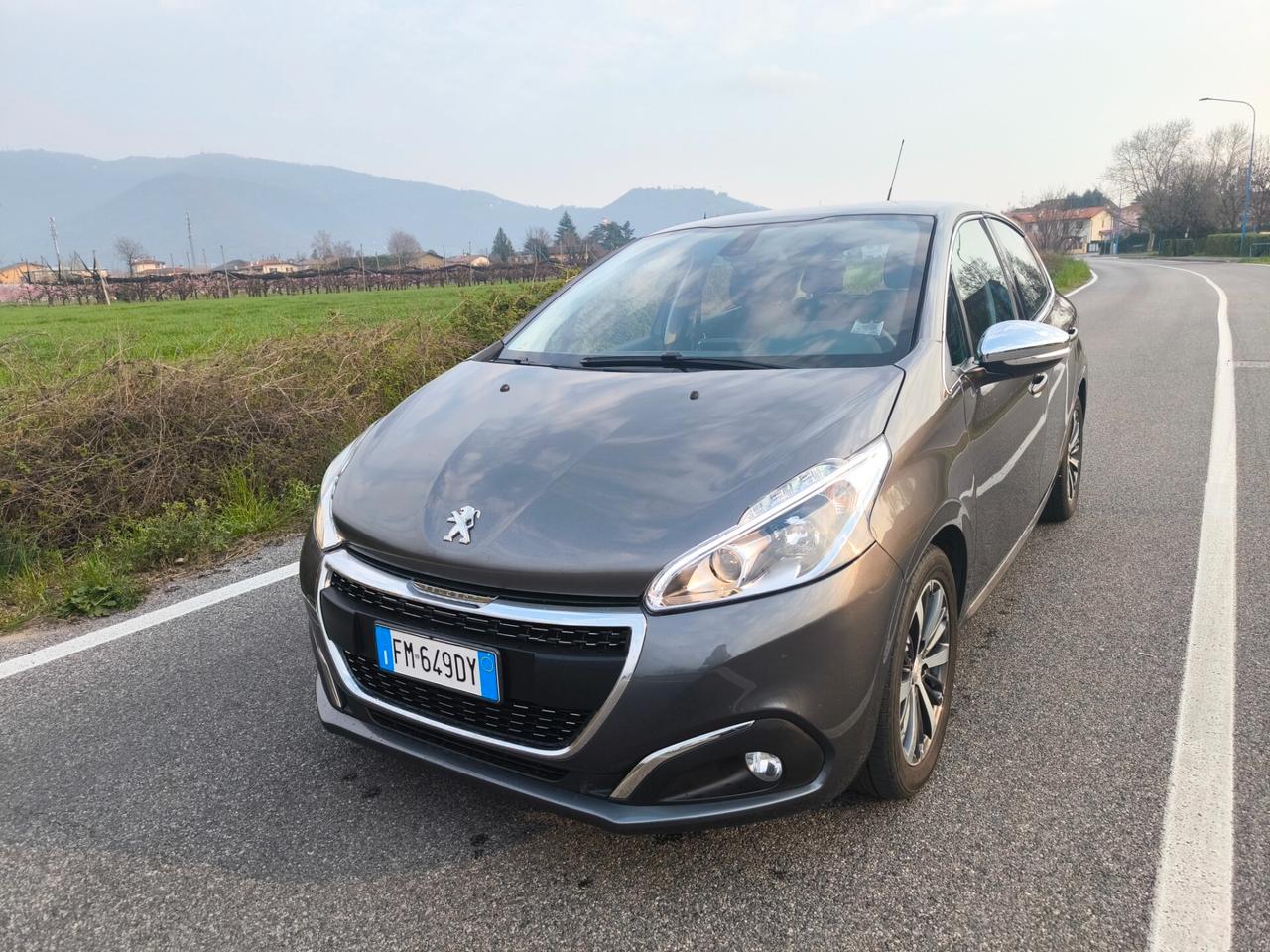 PEUGEOT 208 1,6 BLUE HDI- ALLURE-OK NEOPATENTATI- EURO 6