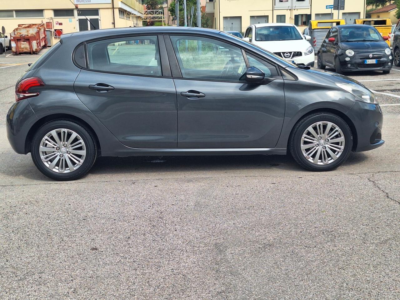 Peugeot 208 1.6 -2016 BlueHDi 100 5 porte Allure 75CV UNICOPRO NEOPAT GARANZIA CARPLAY NAVI