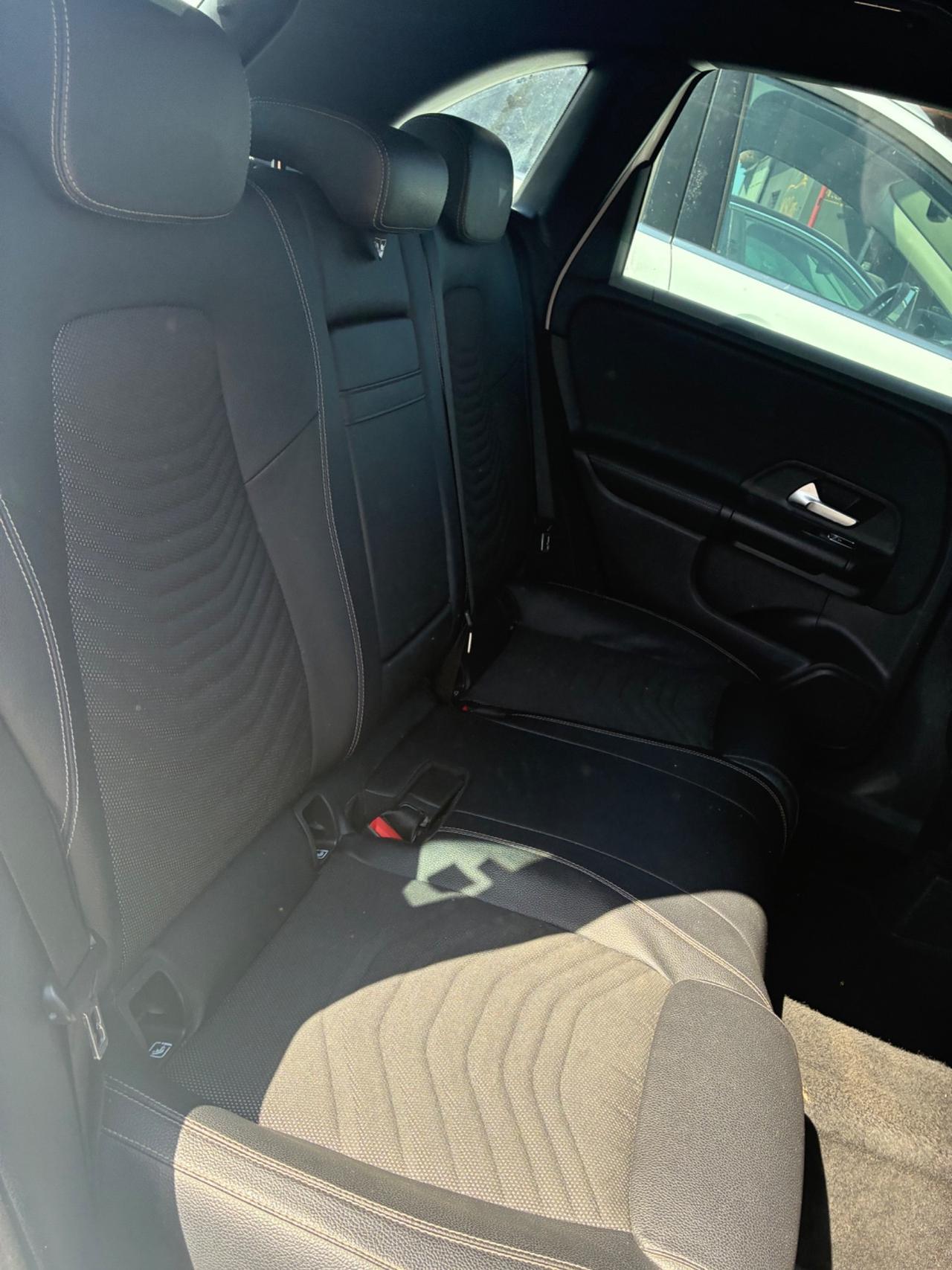 Mercedes-benz B 180 d Automatic Business Extra