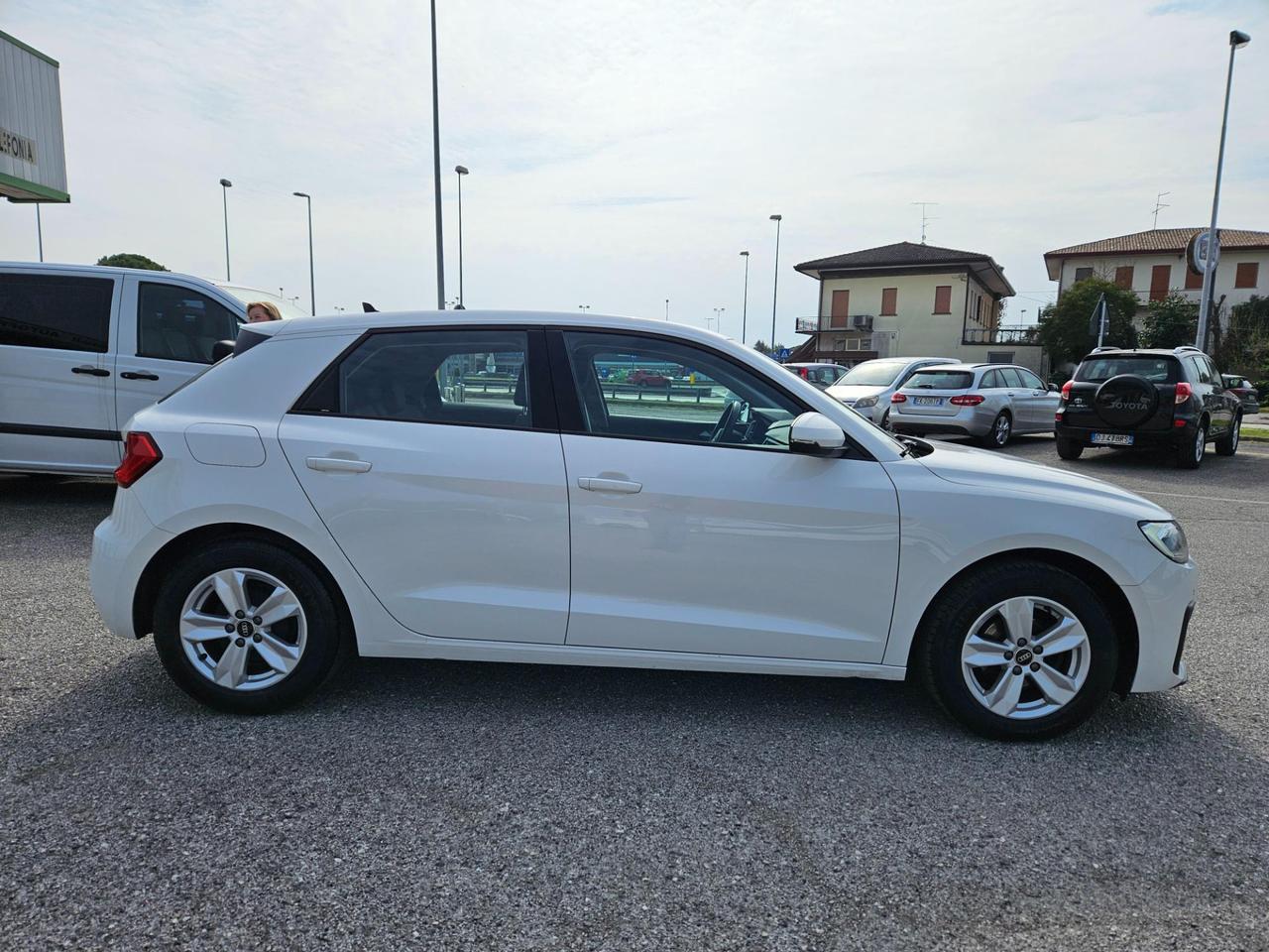 Audi A1 Sportback 25 1.0 tfsi