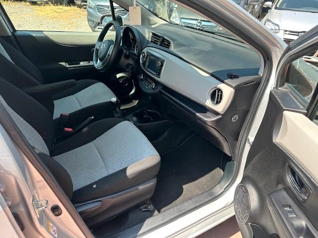 Toyota Yaris 1.0 5 porte Lounge