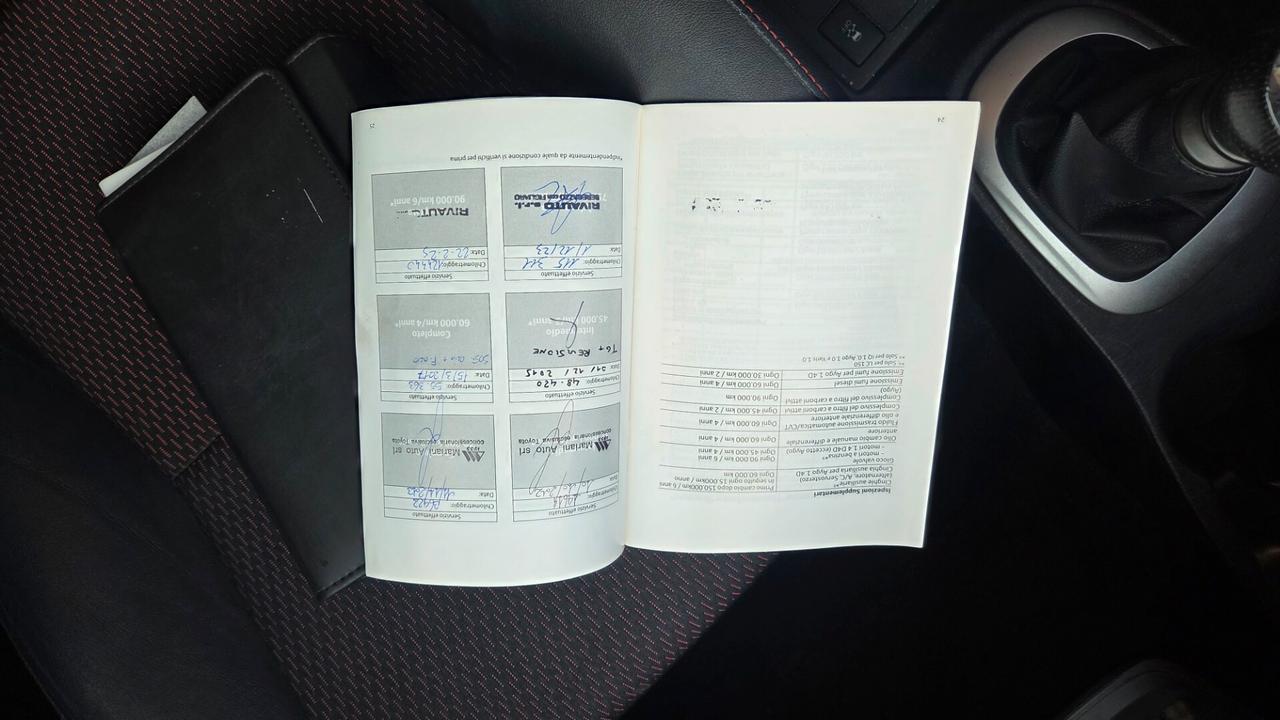 Toyota Yaris 1.3 5 porte Lounge full