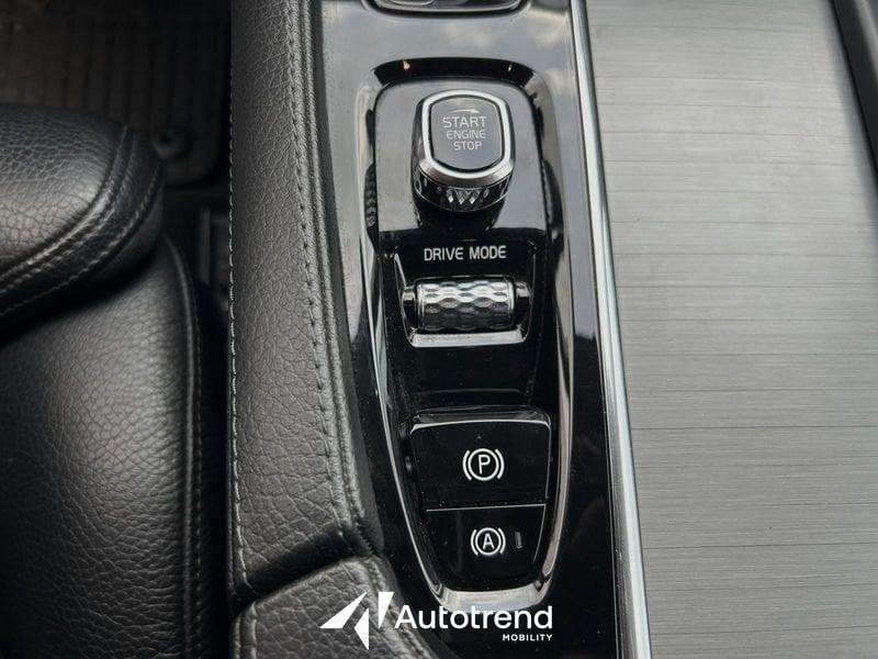 Volvo XC90 B5 235+14 CV AWD Automatica Mild Hybrid 7 Posti Business Plus