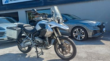 Bmw R 1200 GS 2 BORSE ORIGINALI SCARICO AKRAPOVIC GOMME NUOVE APPENA TAGLIANDATA