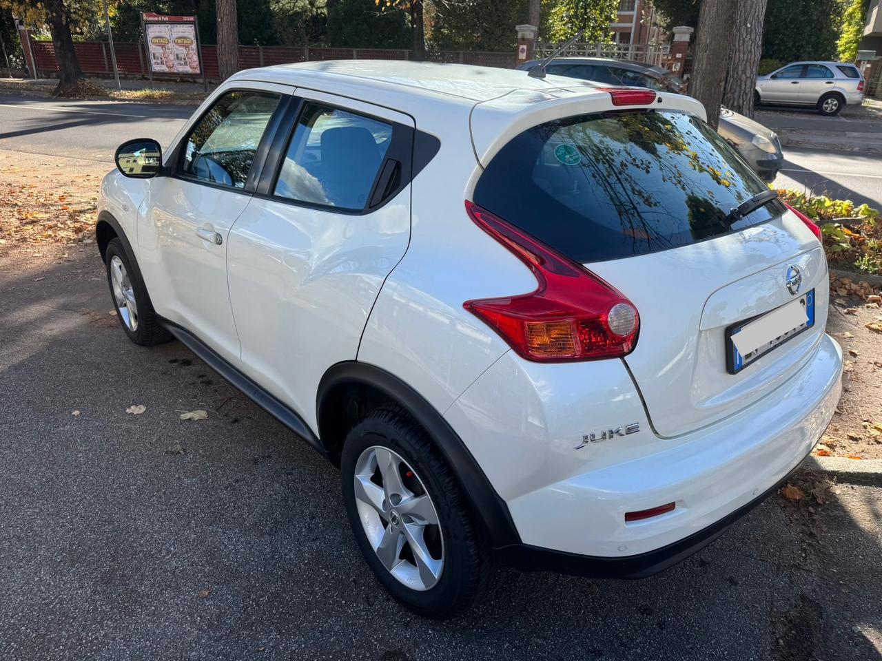 Nissan Juke 1.6 94 CV neopaten garanzia 12 mesi