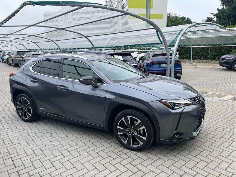 Lexus UX Hybrid 4WD Executive