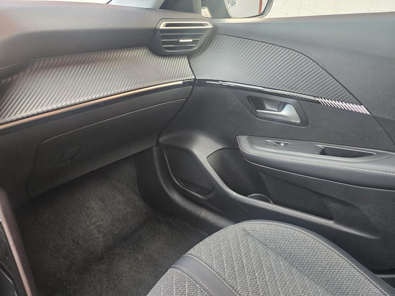 Peugeot 208 PureTech 100 Stop&Start 5 porte Allure