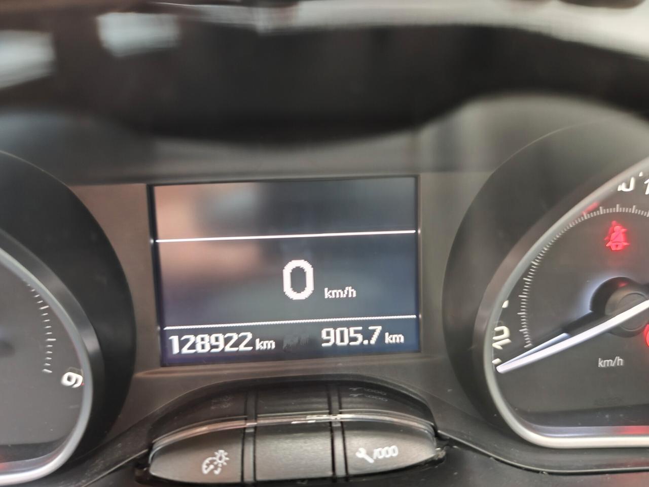 Peugeot 208 1.6 BlueHDi Allure km 128000