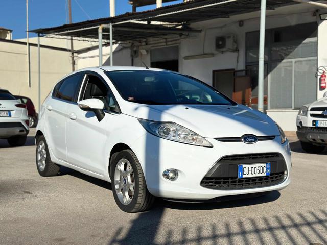 FORD Fiesta 1.6 TDCi 95 CV 5p. Titanium NUOVA!