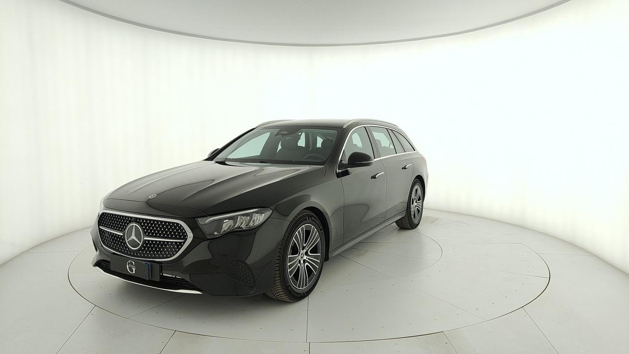 Mercedes-Benz E SW 200 d Advanced auto