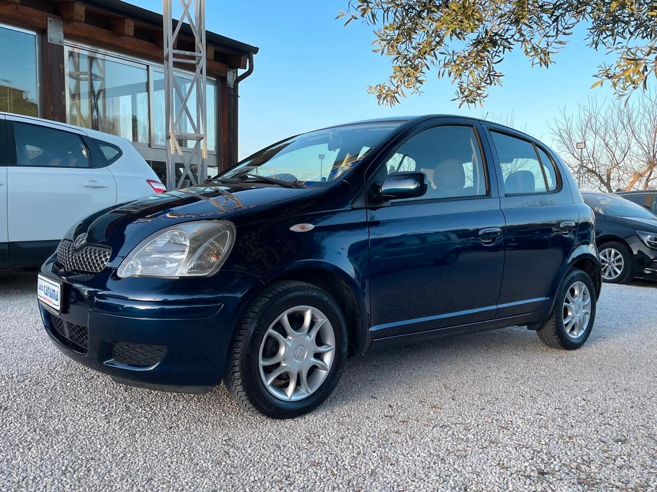 TOYOTA YARIS 1.0 B - 2005 50.000 KM!!!