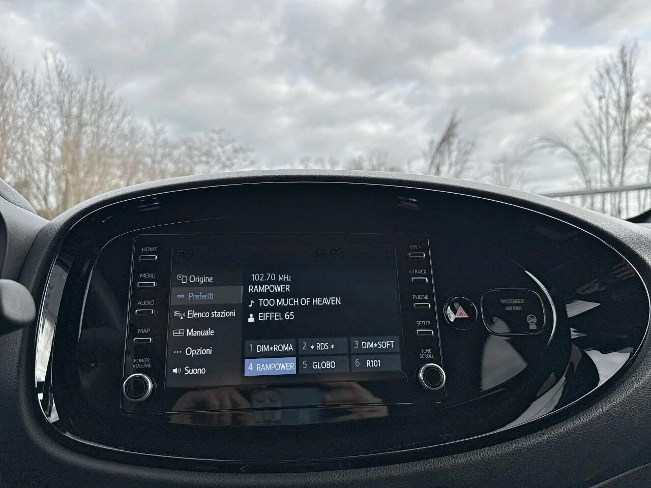 Toyota Aygo X 1.0 VVT-i 72 CV 5 porte Trend Air