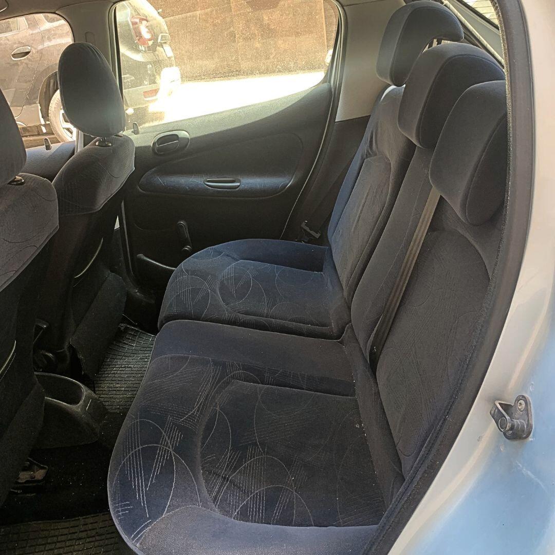 Peugeot 206 **NEOPATENTATI**