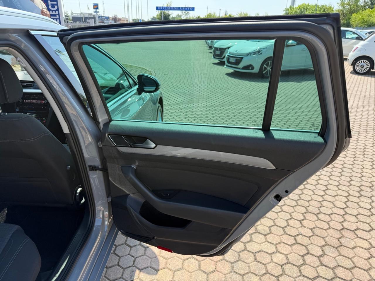Passat Variant 2.0 TDI SCR EVO Business