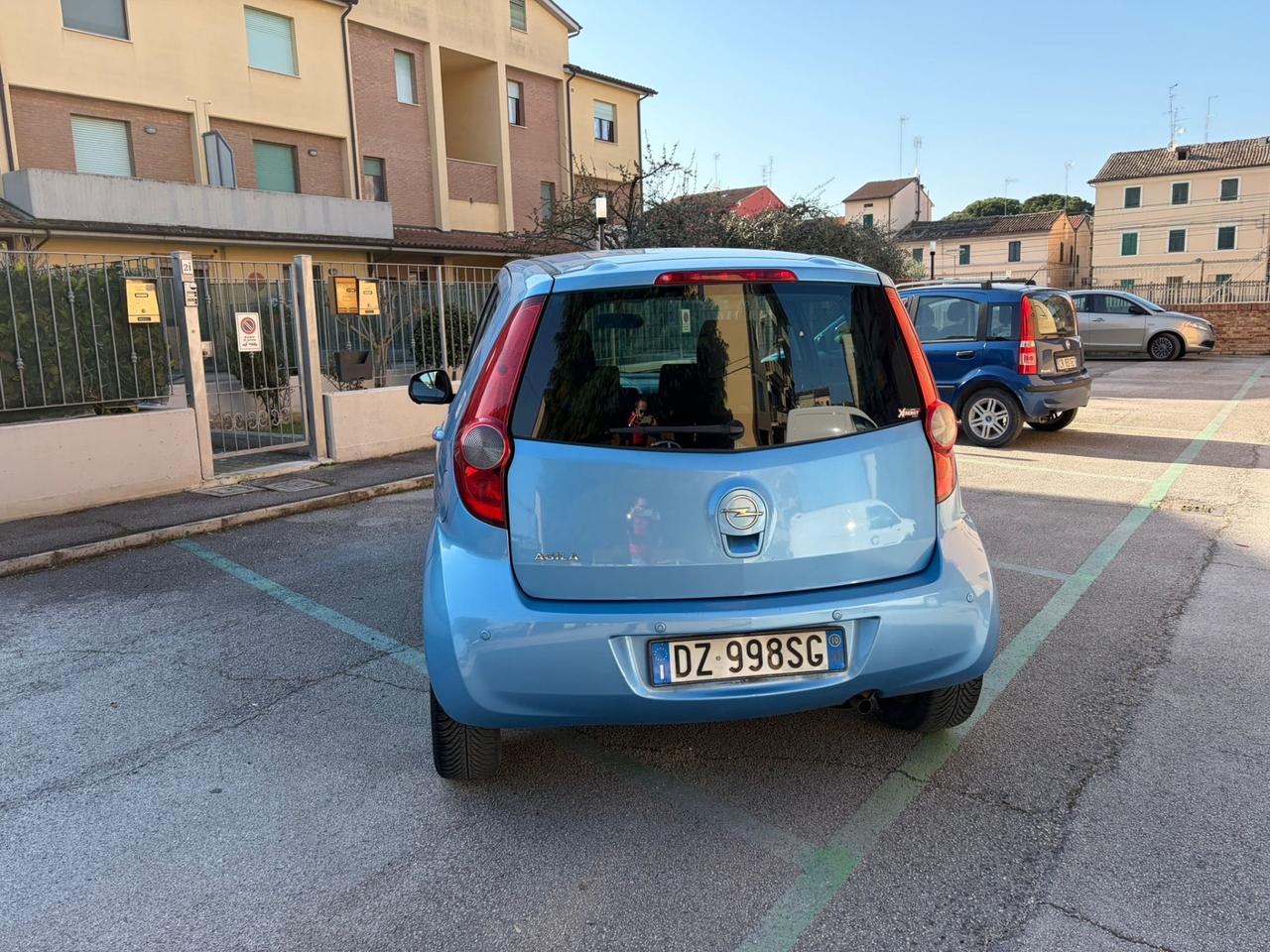 Opel Agila benzina neopatentati multispazio