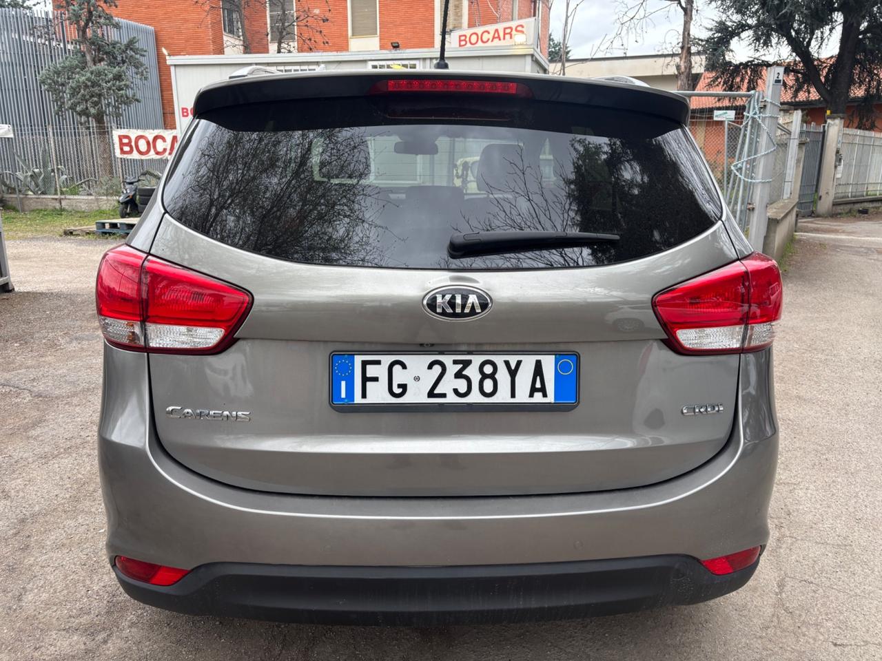 Kia Carens 1.7 CRDi 141 CV Platinum