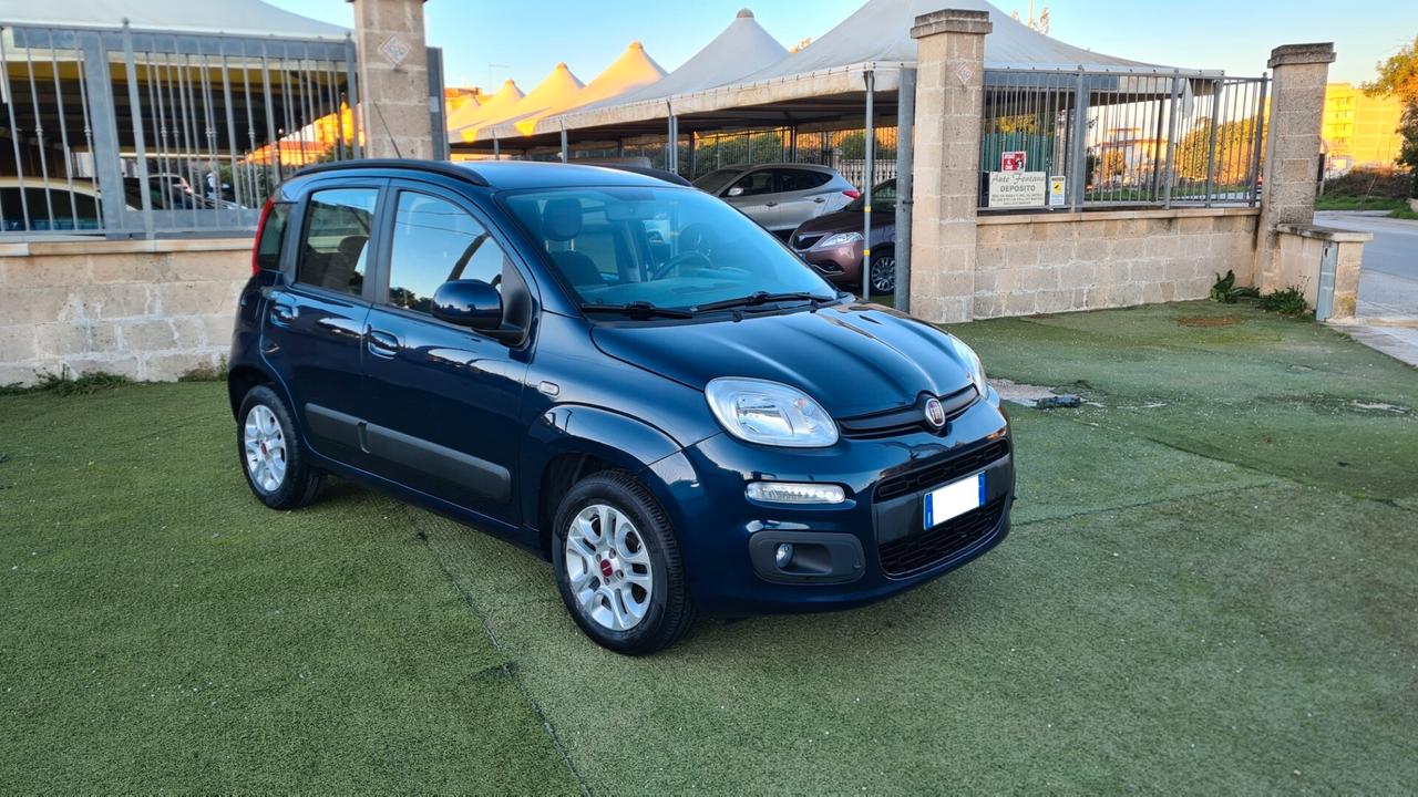 Fiat Panda 1.2 benz. 70 cv Lounge 2019 Neopatentati