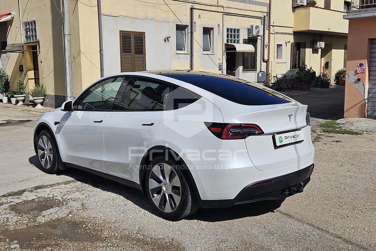 TESLA Model Y RWD