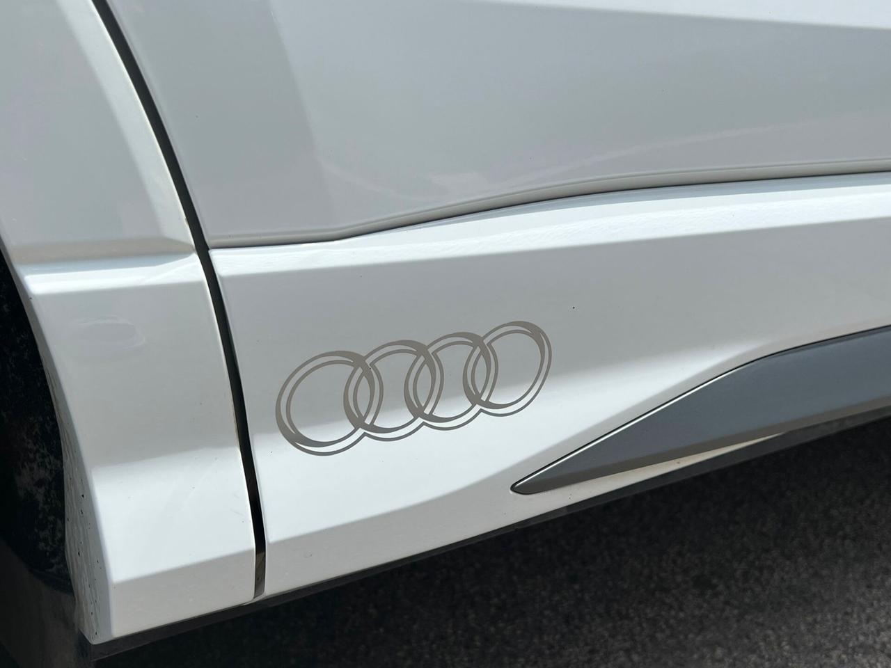 Audi Q3 35 TDI S tronic line edition