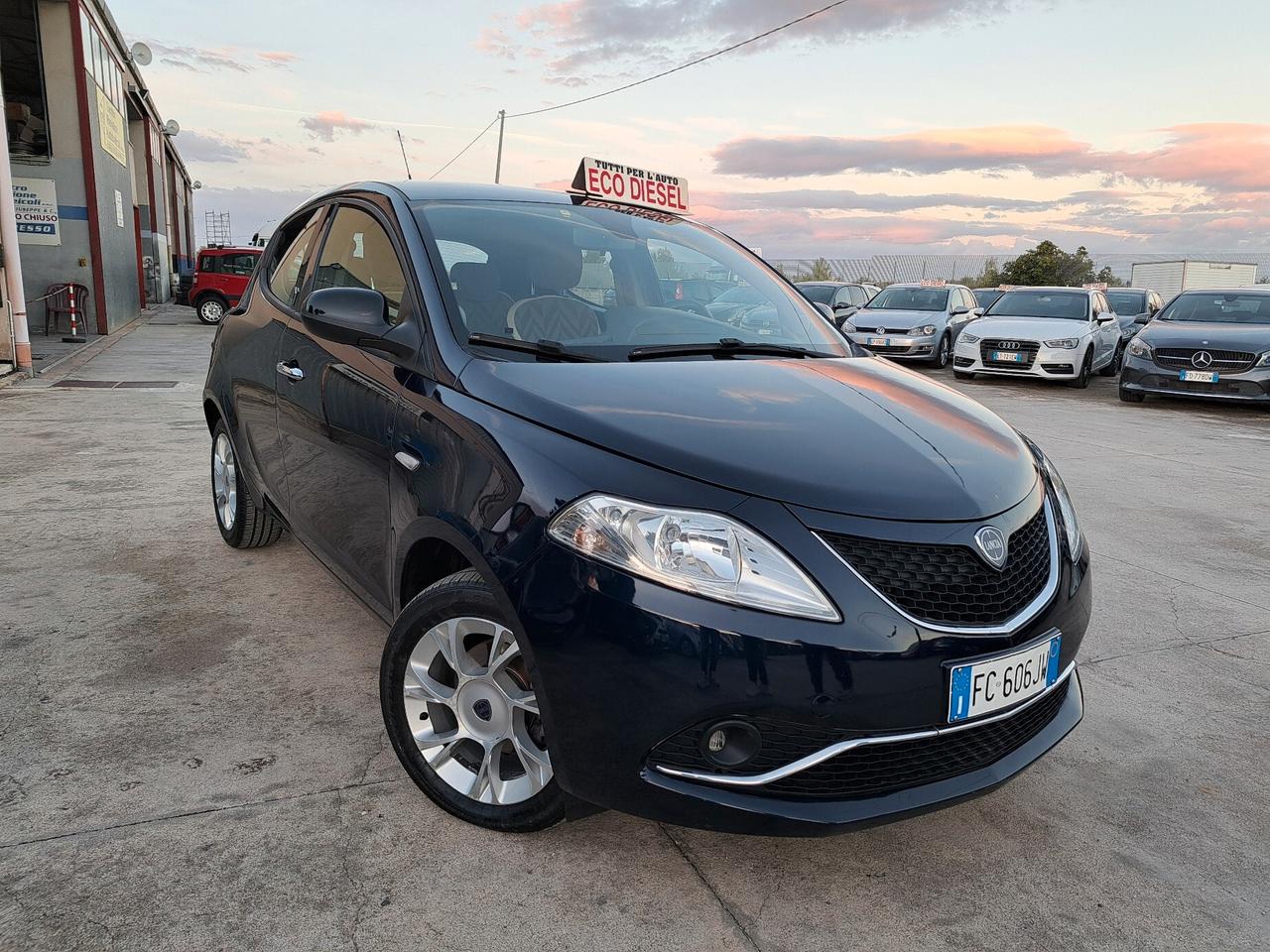 Lancia Ypsilon 1.3 MJT 5 porte S&S Platinum EURO 6