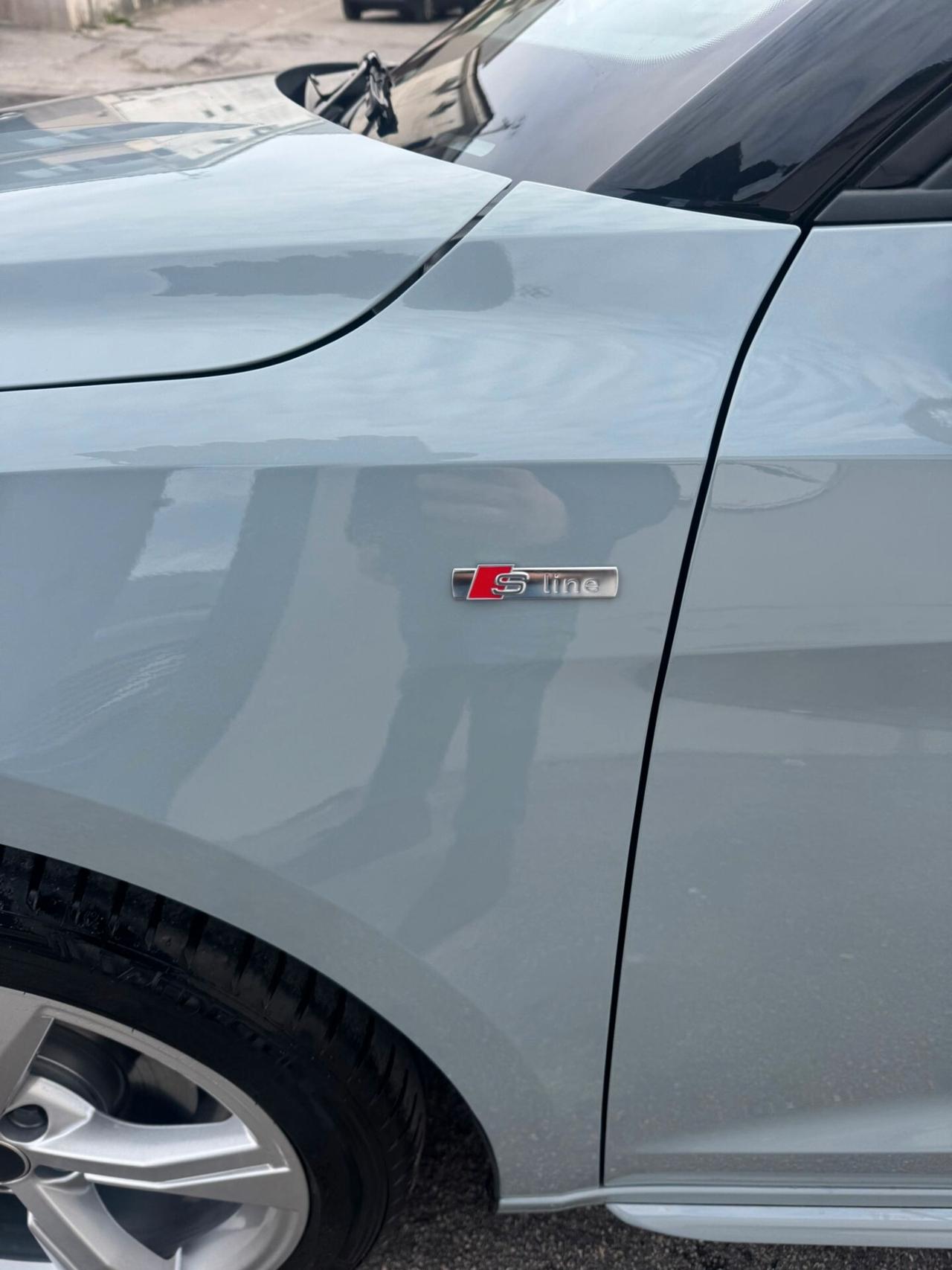 Audi A1 SPB 35 TFSI S tronic line edition