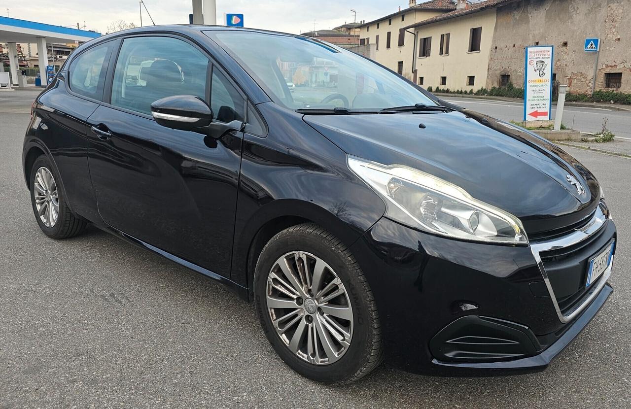 Peugeot 208 GPL GUIDABILE DA NEOPATENTATI