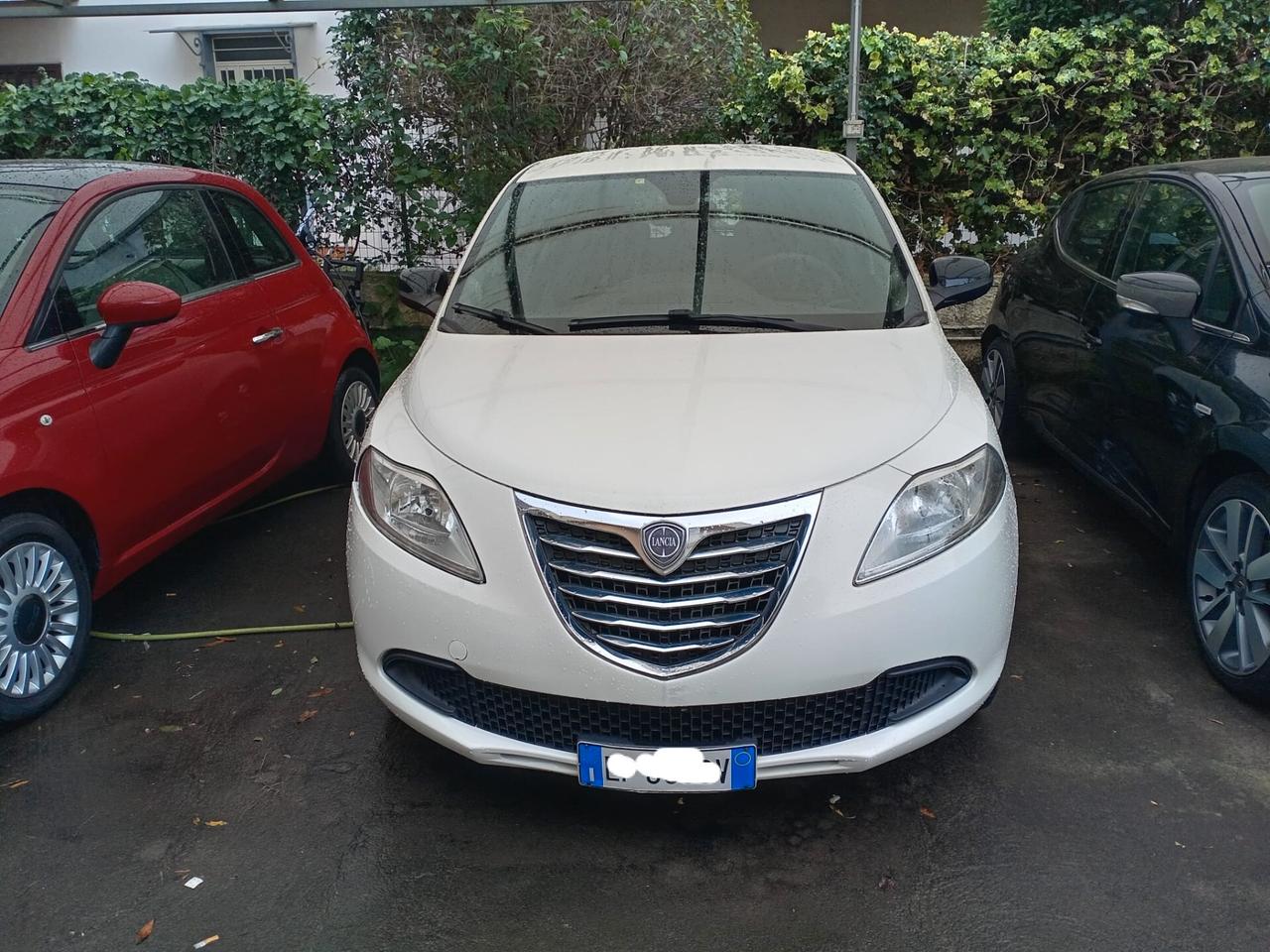 Lancia Ypsilon 1.2 69 CV 5 porte GPL Ecochic Gold