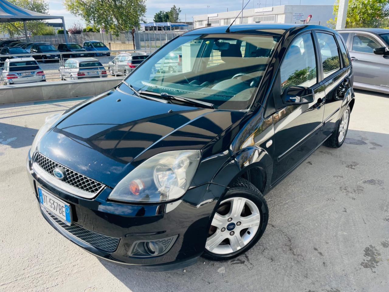 Fiesta 1.4 TDCi 68CV 5 p OK NEOPATENTATO