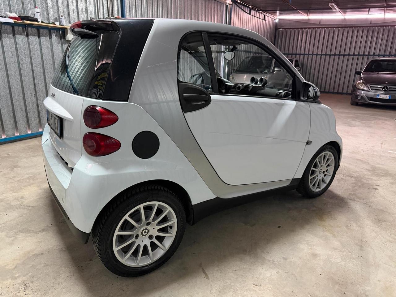 SMART FORTWO 108.000 KM NEOPATENTATI