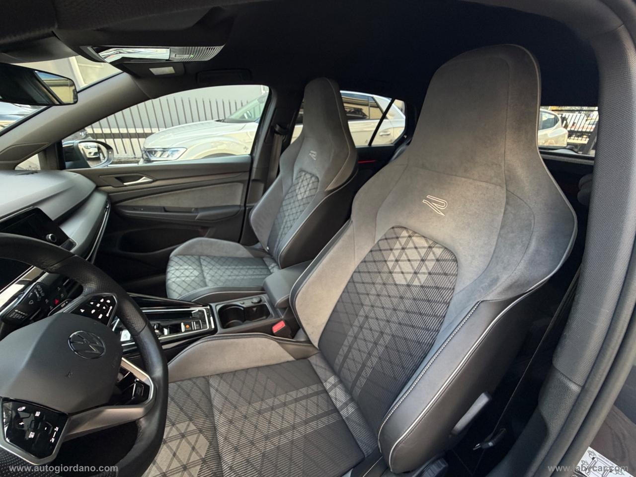 VOLKSWAGEN Golf 1.5 eTSI 150 CV EVO ACT DSG R-Line