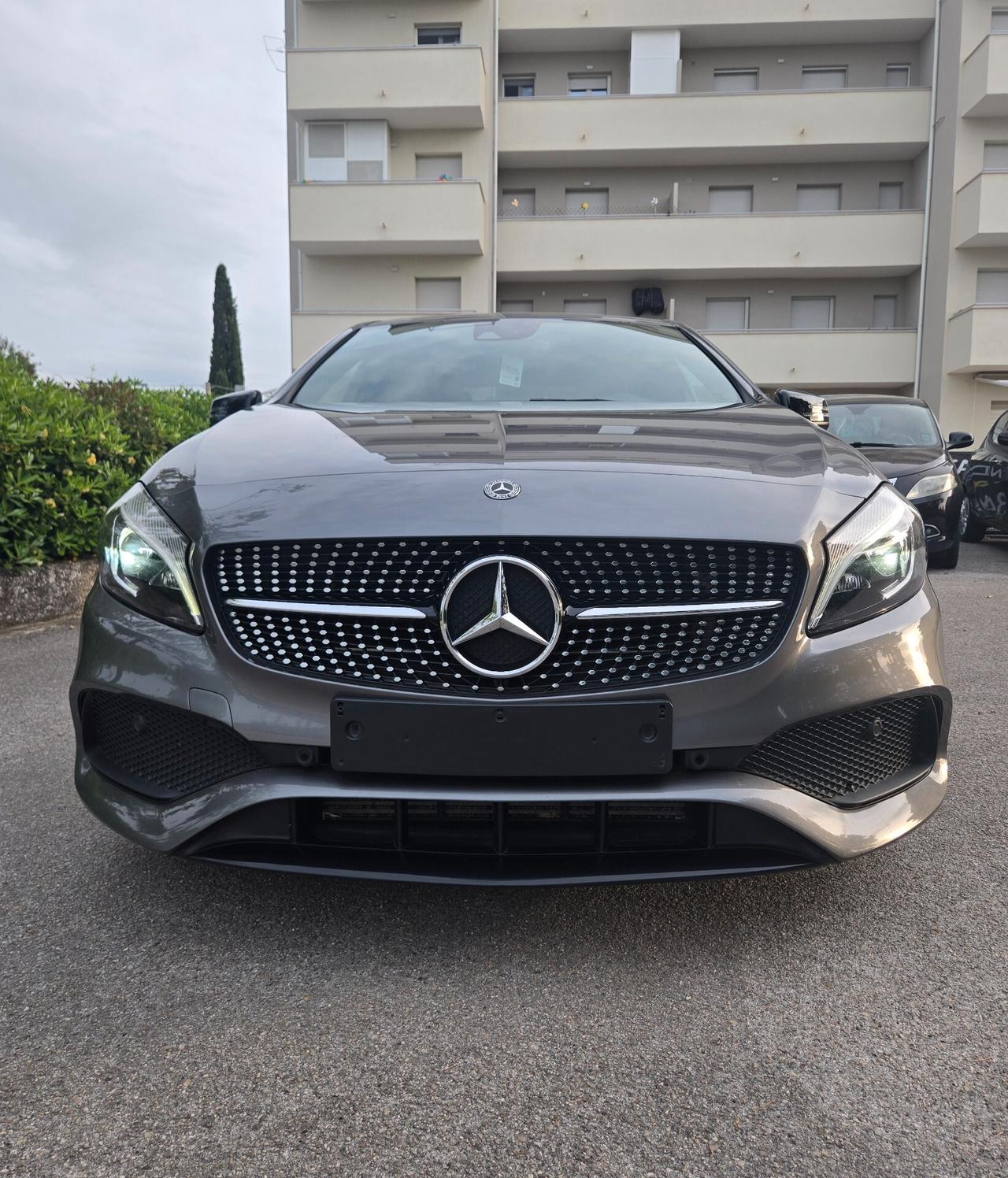 Mercedes-benz A 200 AMG-Line Sport