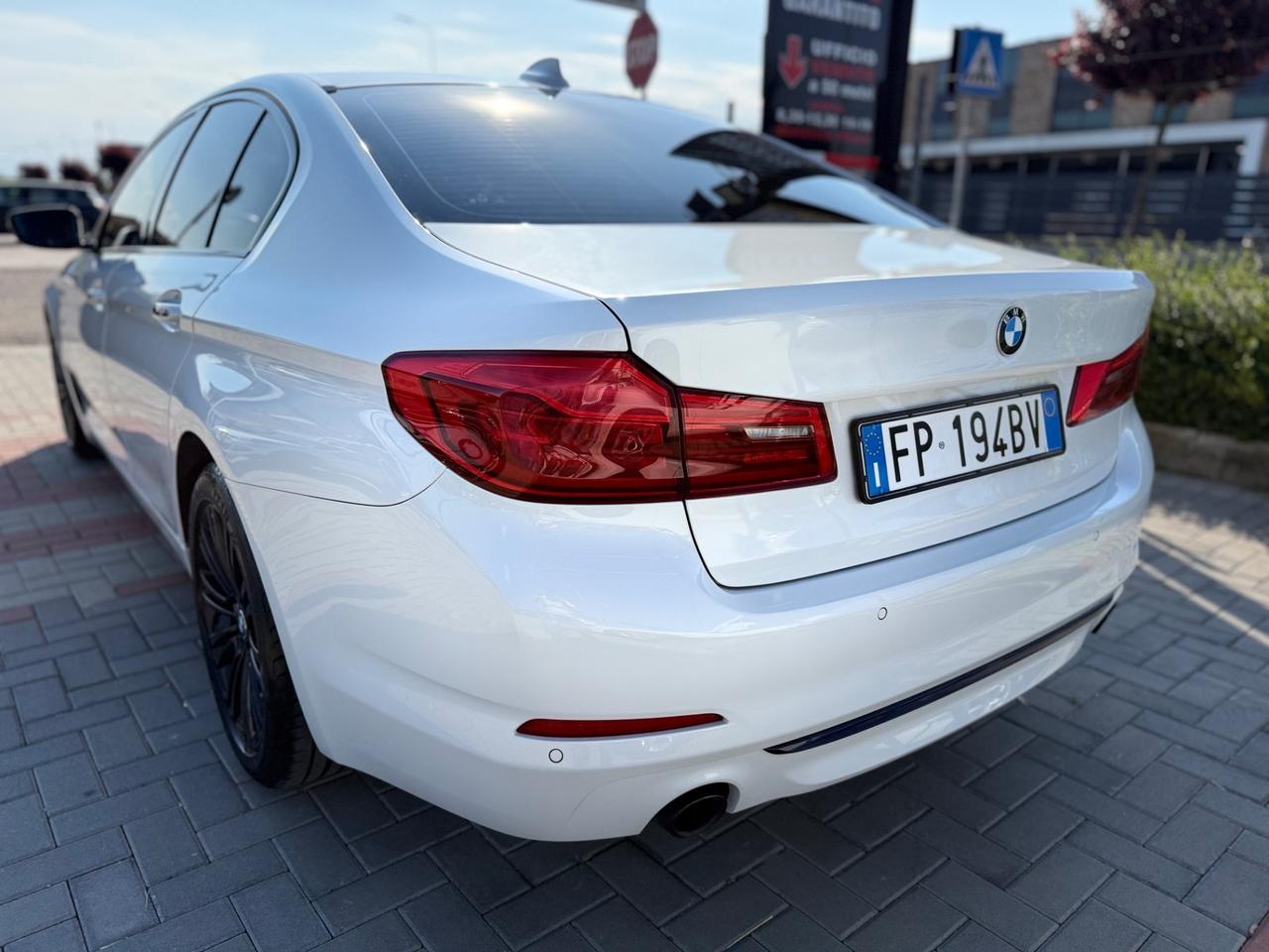 Bmw 520d Sport BERLINA .BIANCO PERLA