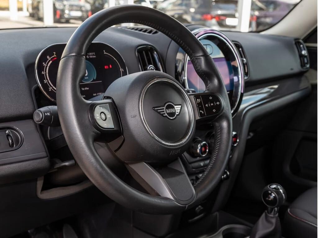 Mini Cooper Countryman 1.5 Essential