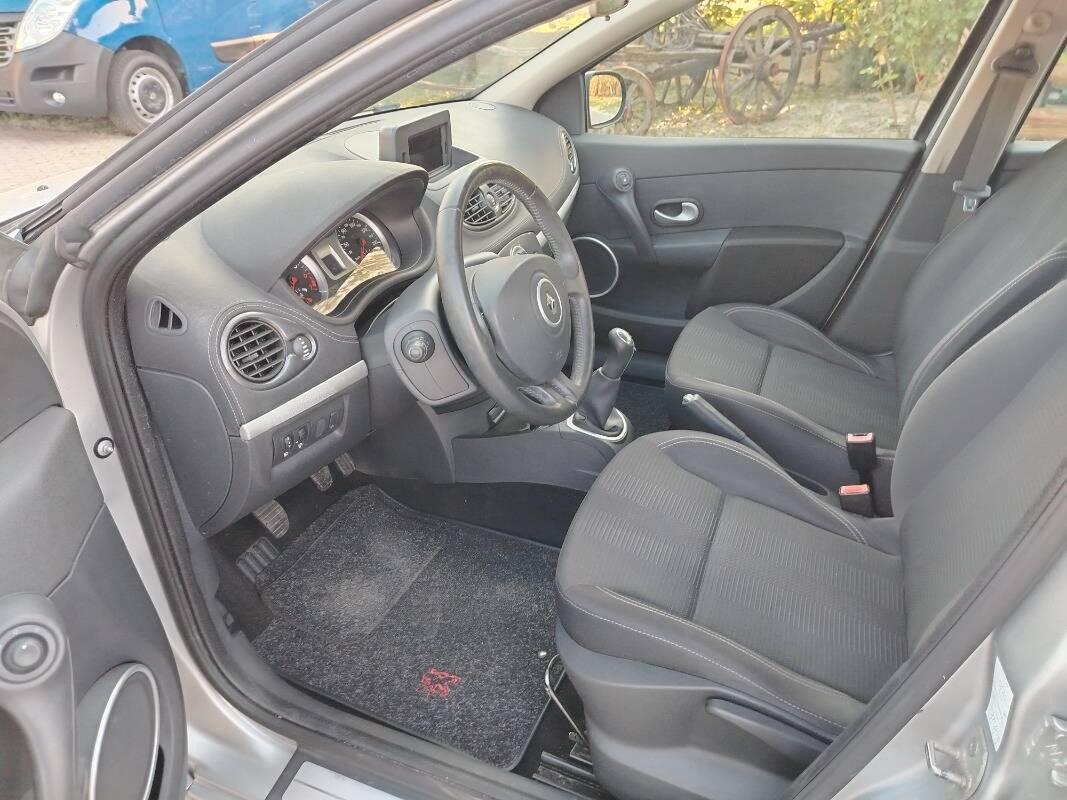 Renault Clio 1.2 16v Live! 5p