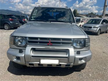 Mitsubishi Pajero 2.5 TDI Metal-top S.S. GLS Target