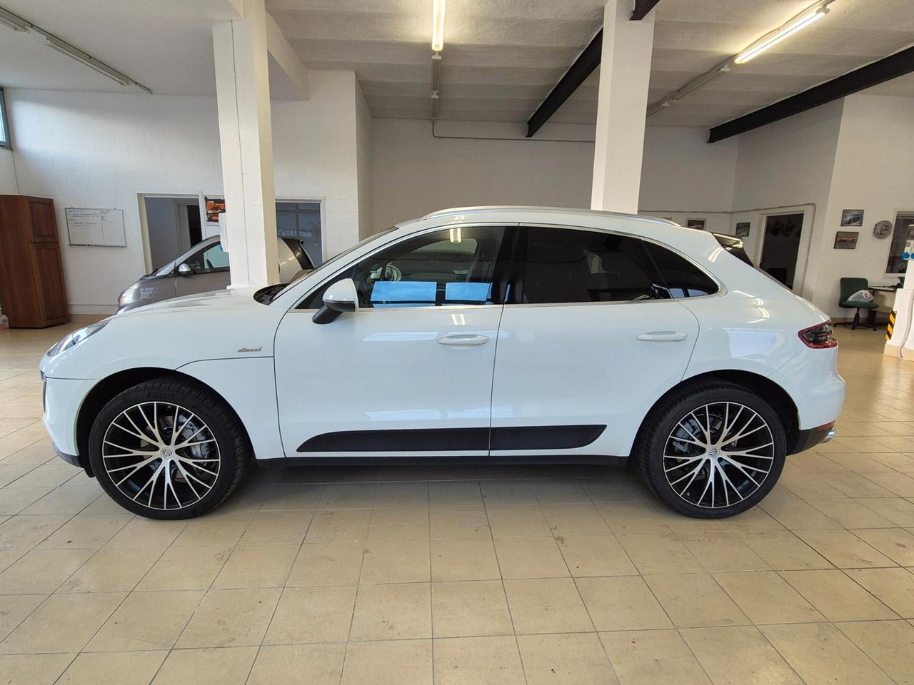Porsche Macan 3.0 S Diesel STRAFULL LEGGERE BENE