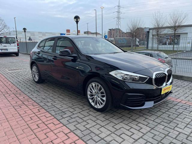 BMW 118 d 5p. Business Advantage