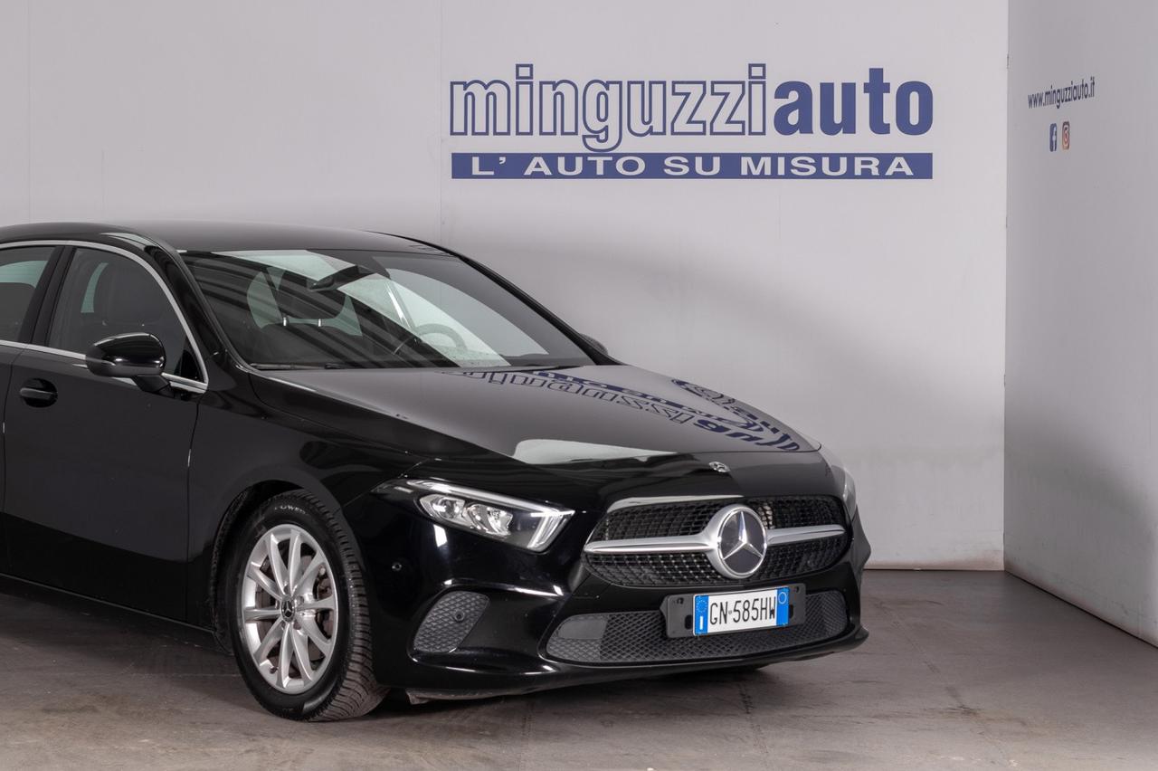 Mercedes-Benz A 180 D Sport Auto 116cv