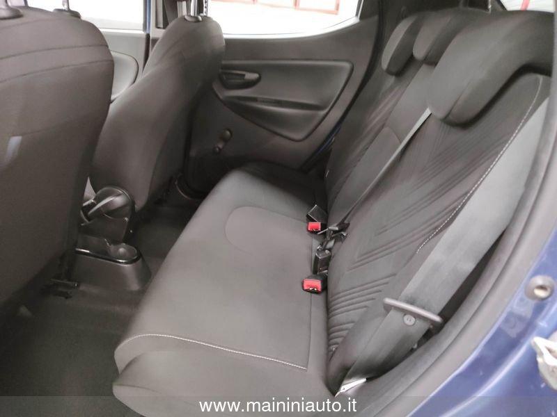 Lancia Ypsilon 1.0 70cv 5p Hybrid Gold + Car Play