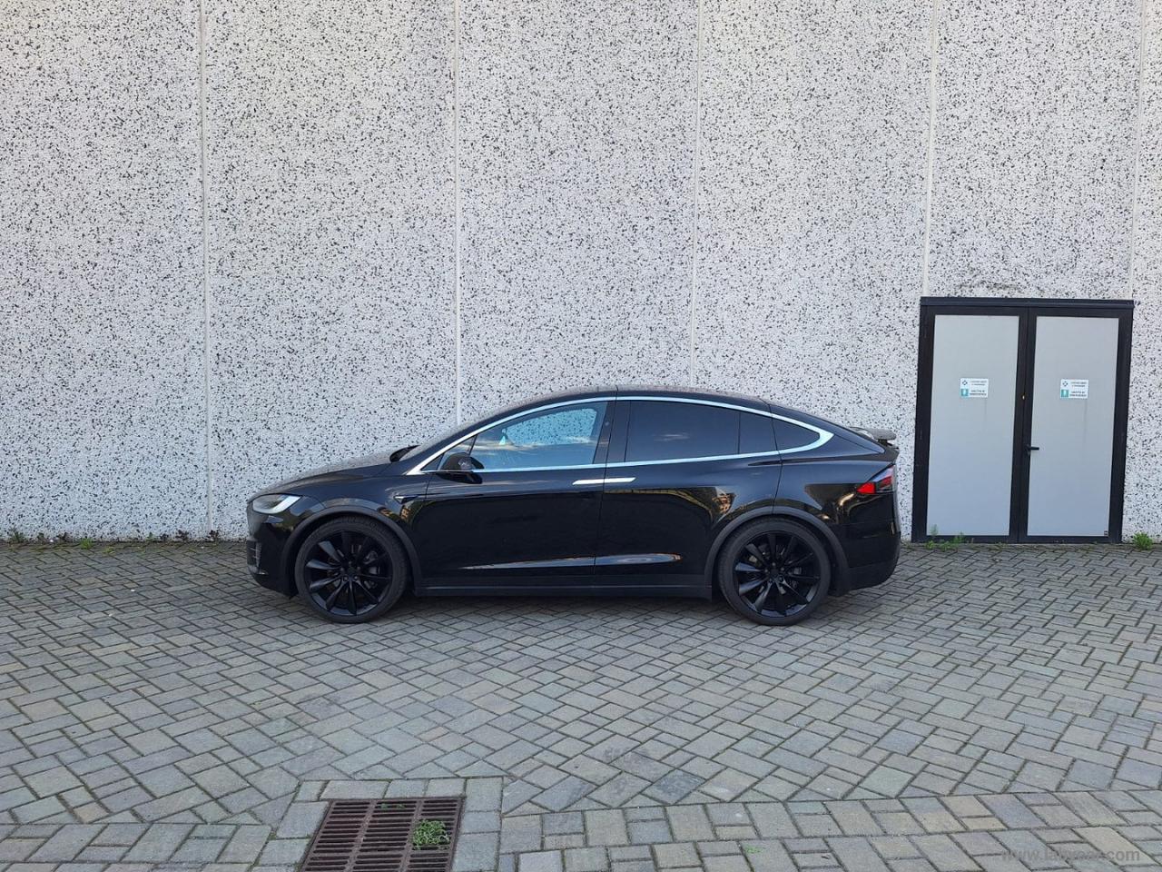 TESLA Model X 100D DUAL MOTOR