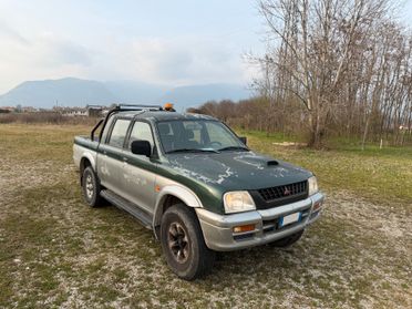 Mitsubishi L200 2.5TDI 4x4 Gancio Traino!