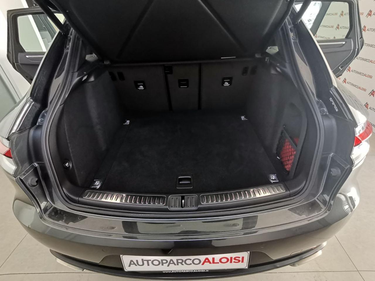 Porsche Macan 2.0 PDK