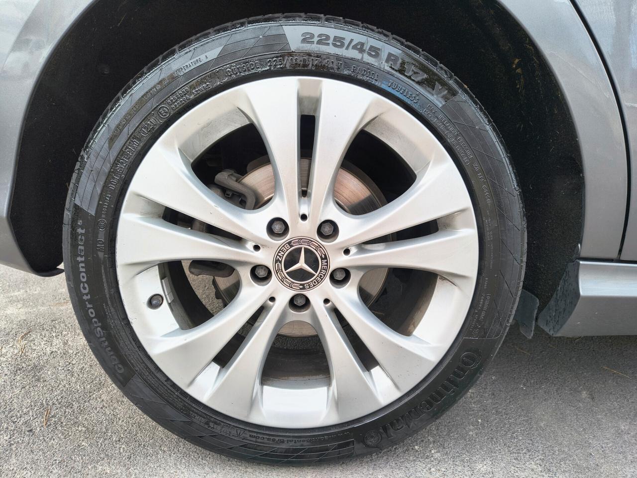 MERCEDES-BENZ AUTOMATICA B 180 DIESEL PREMIUM 2018