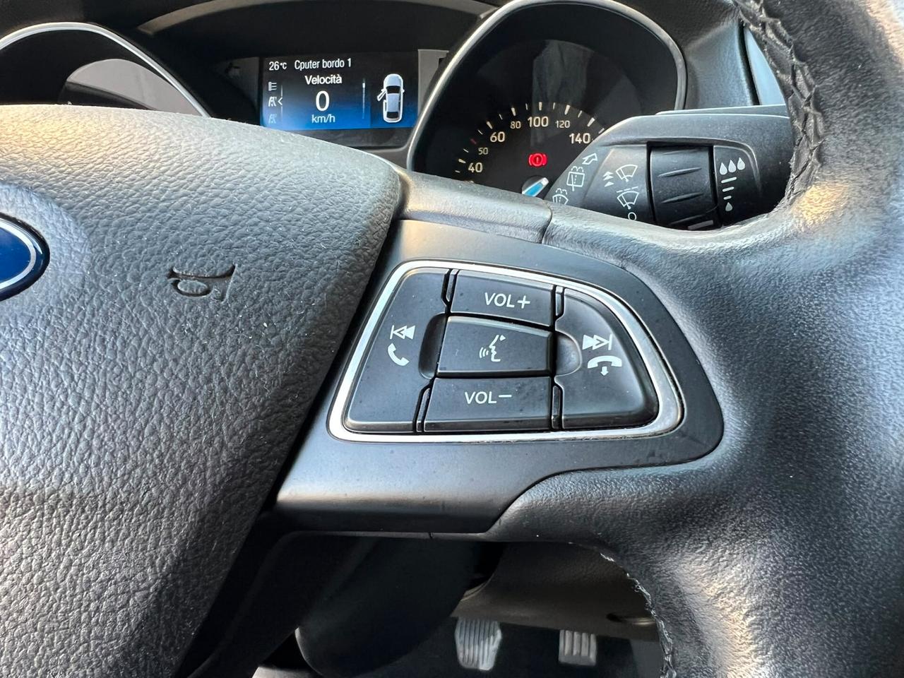 FORD FOCUS 1.5 TDCi 120 CV SW 2015!!! FULL OPTIONAL!!!