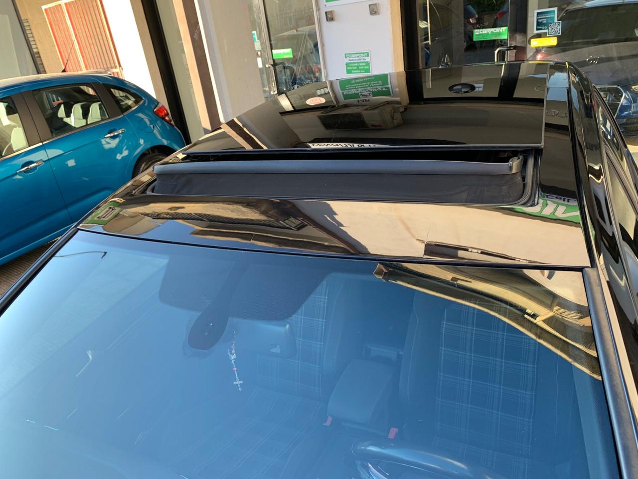 Volkswagen Golf 2.0 TDI DSG 5p.