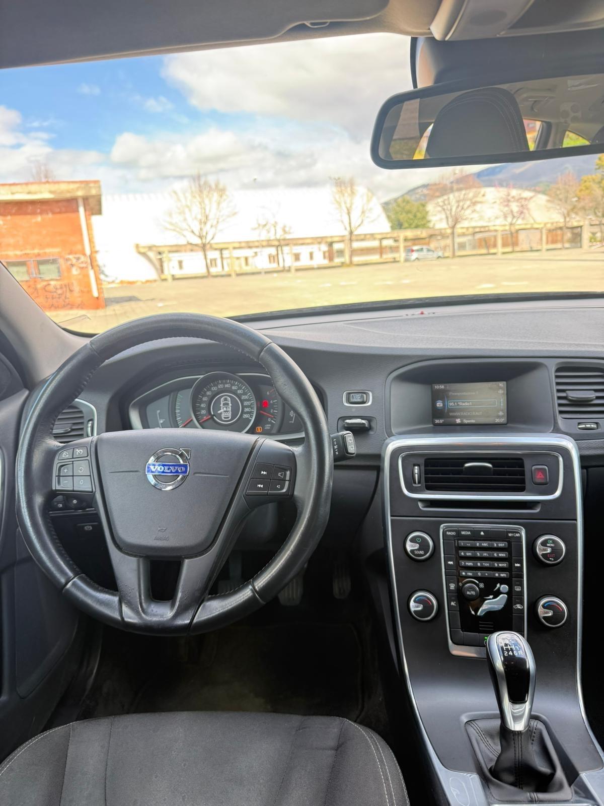 Volvo V60 D2 Business