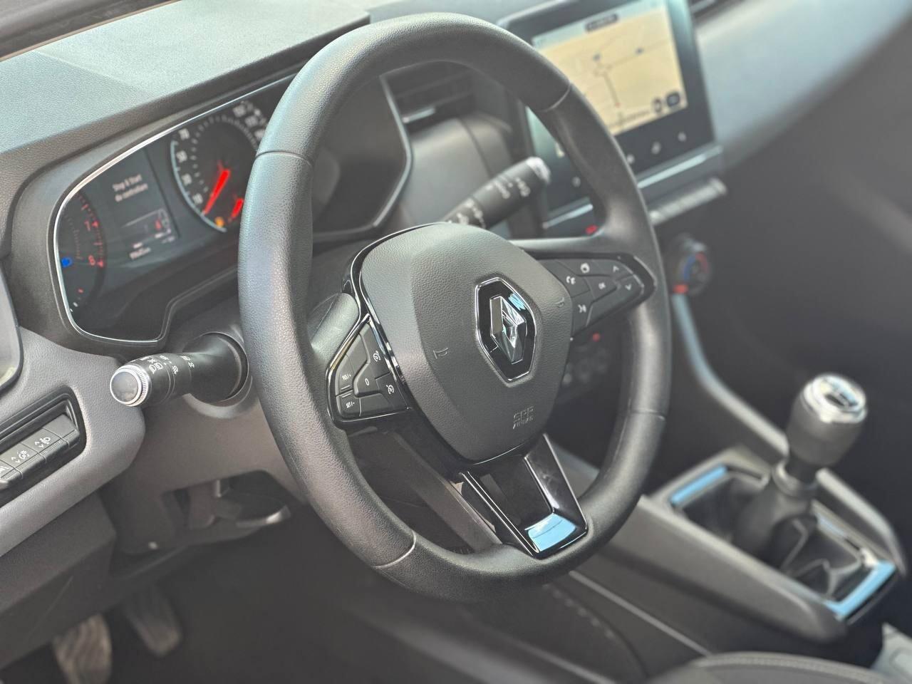 Renault Clio TCe 12V 100 CV 5 porte Intens NAVI - APPLE CARPLAY - ANDROIDAUTO - VETRI OSCURATI - FARI FULL LED