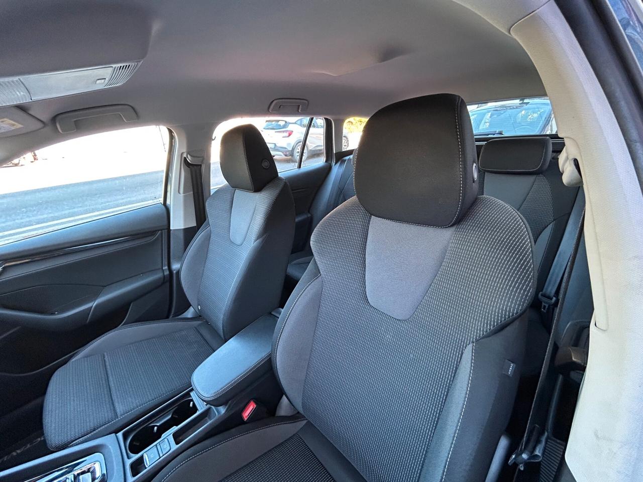 Skoda Octavia 2.0 TDI EVO SCR DSG Wagon Executive